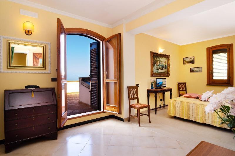 La Colombaia Hotel Agropoli Exterior photo